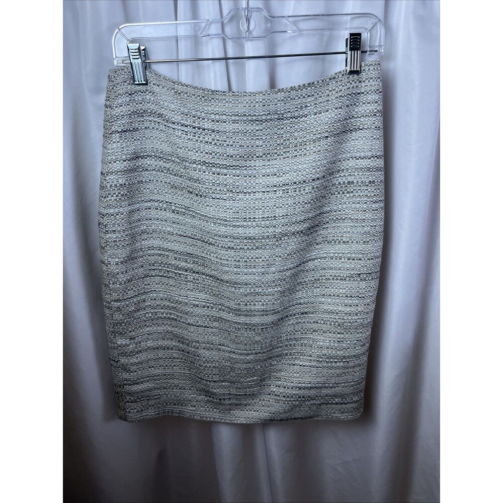 Ann Taylor Women’s Icicle Tweed Pencil Skirt Size 4 Gray Officecore Business